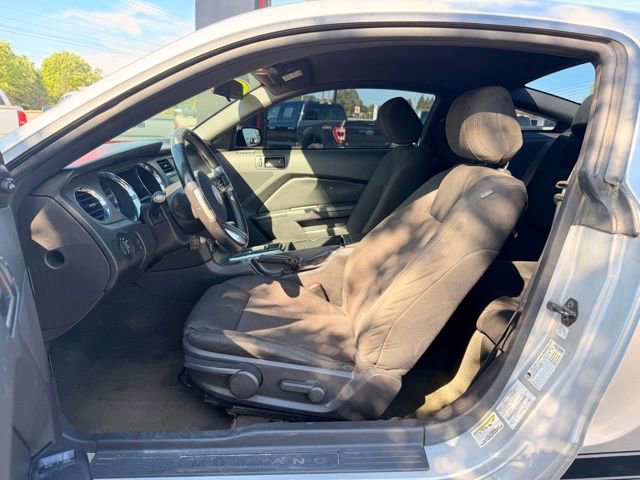 Used 2013 Ford Mustang Coupe image 16
