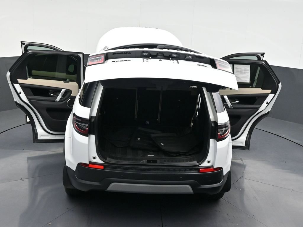 Used 2023 Land Rover Discovery Sport SE image 36