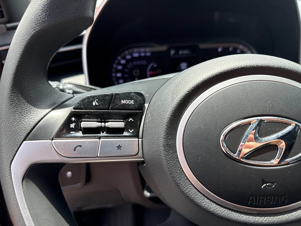 Used 2023 Hyundai Santa Cruz SE AWD/4WD image 23