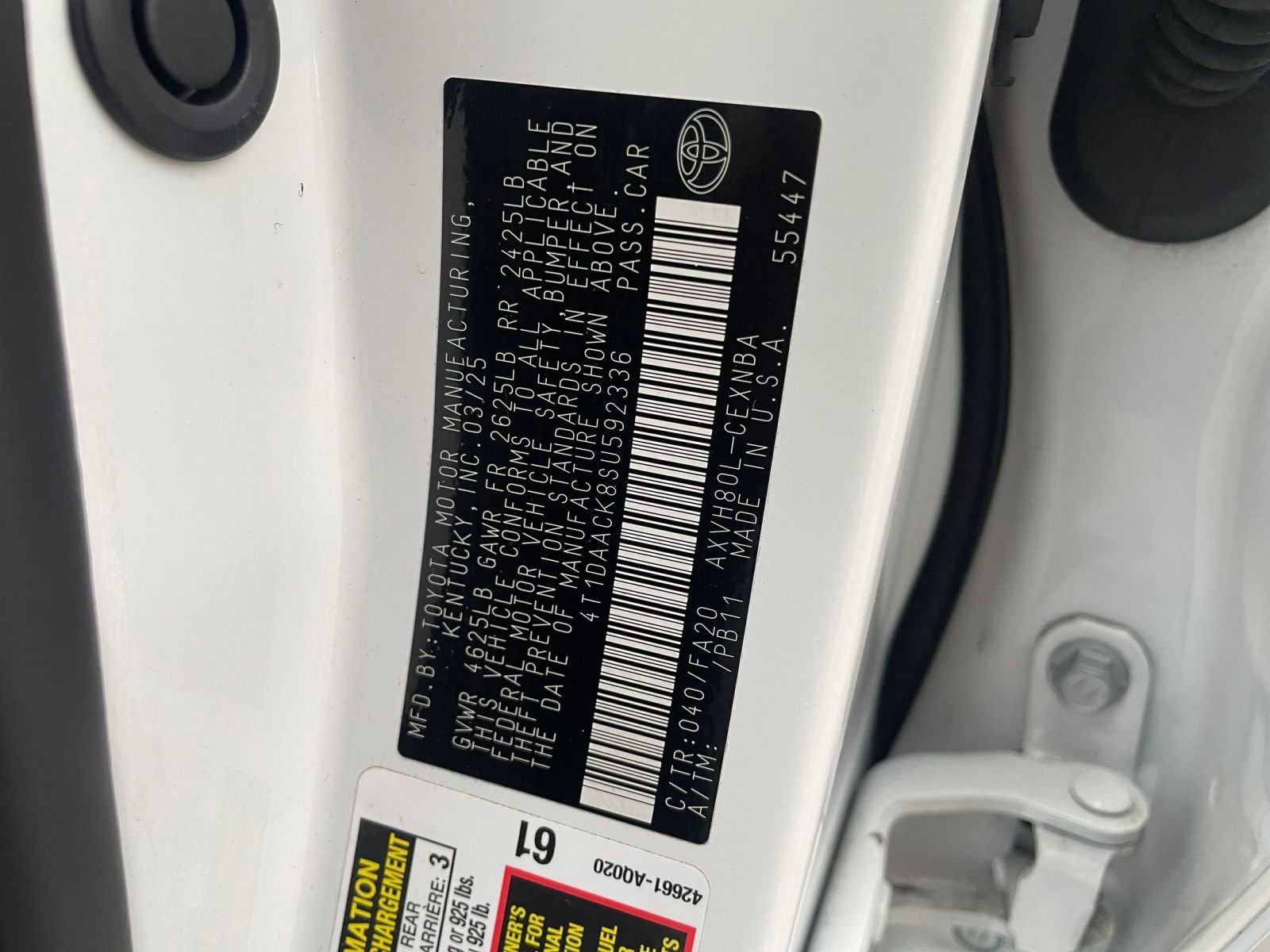 Used 2025 Toyota Camry LE image 28