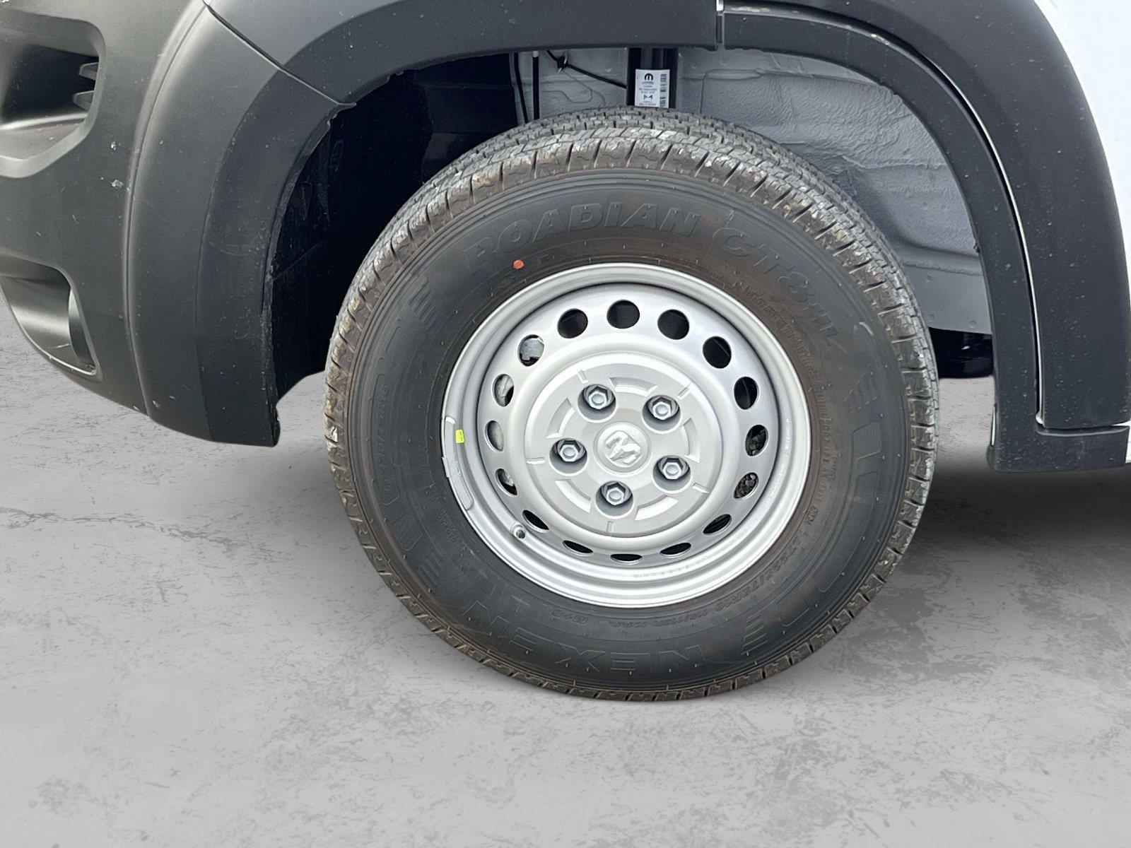 New 2026 RAM ProMaster 1500 w/ Storage Group FWD image 9