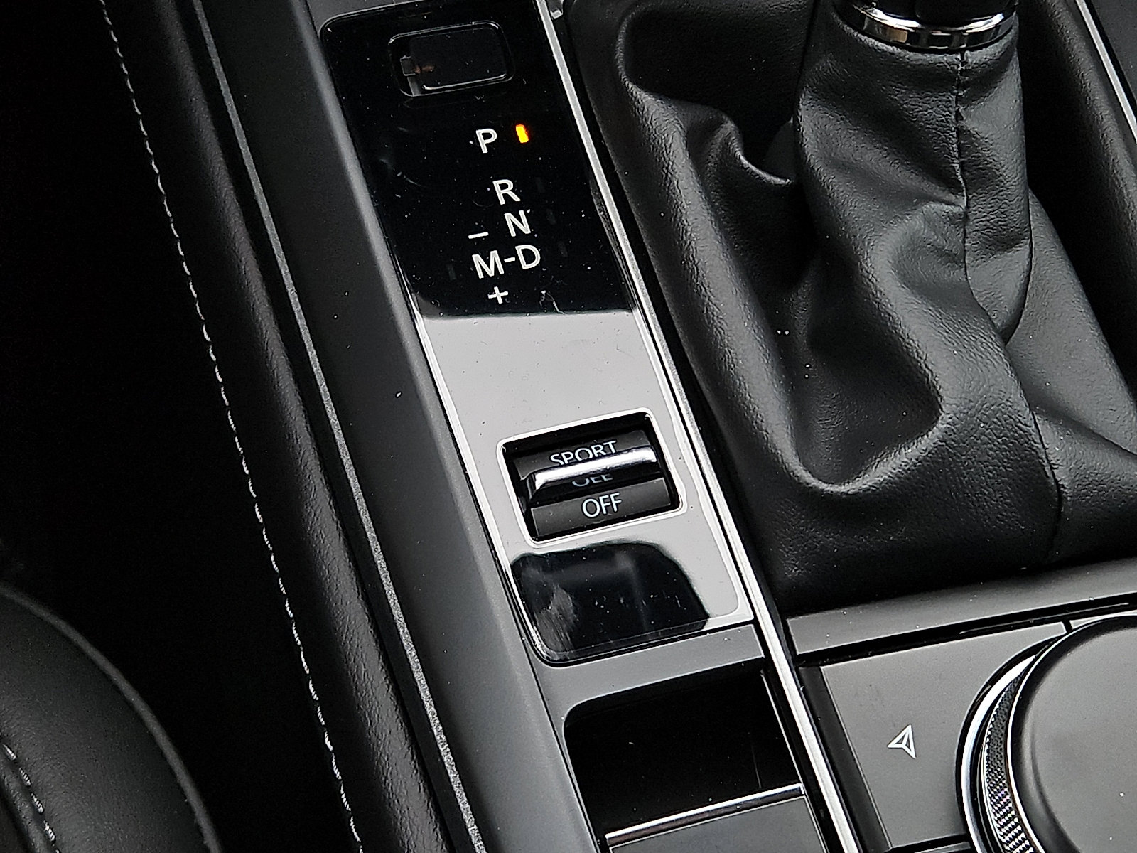 New 2026 MAZDA CX-30 AWD 2.5 S w/ Select Sport Pkg image 18