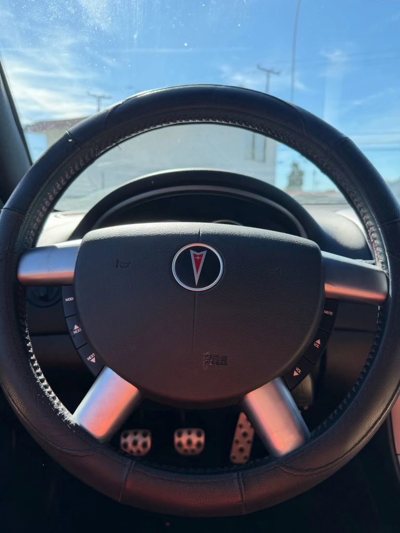 Used 2006 Pontiac GTO image 17