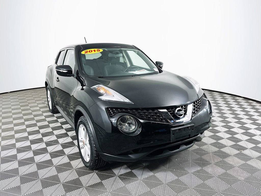 Used 2015 Nissan Juke SV image 3