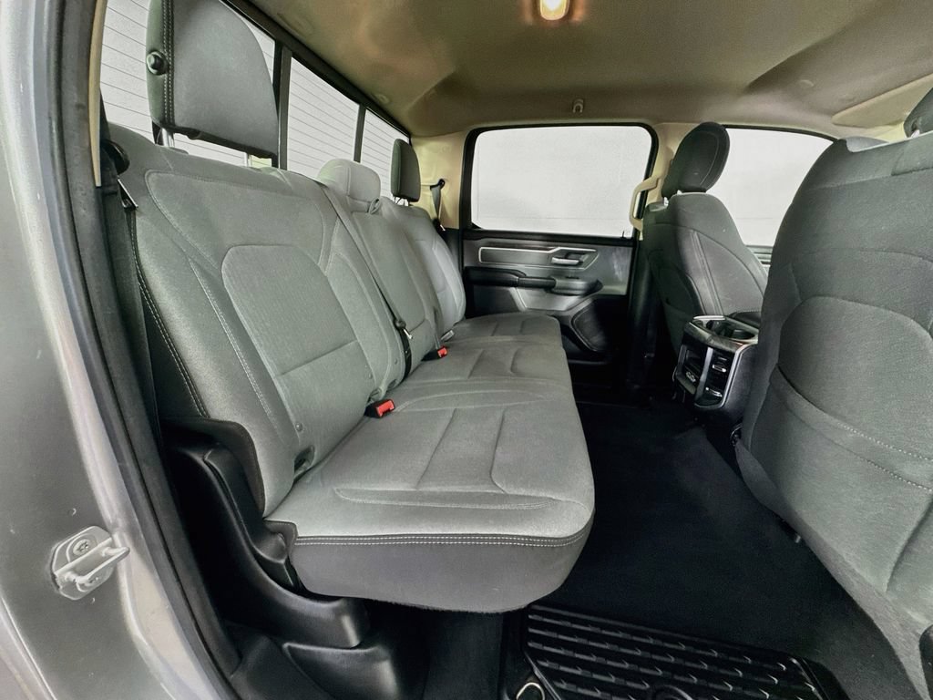 Used 2019 RAM 1500 Big Horn RWD image 32