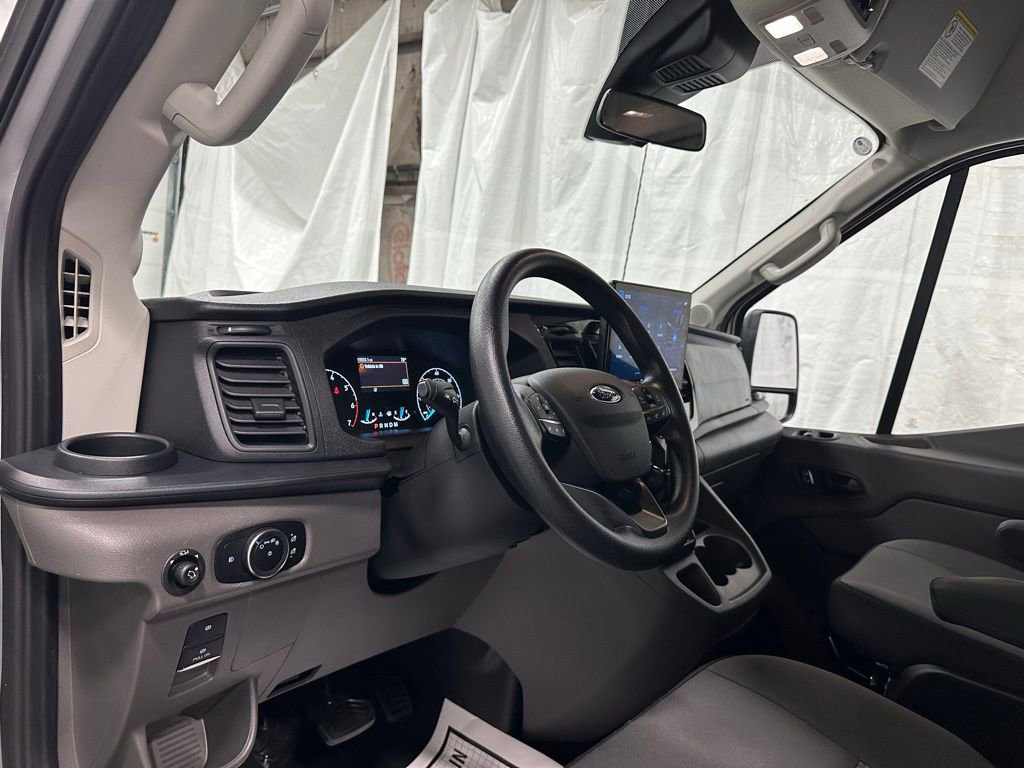 Used 2025 Ford Transit 350 XLT image 15
