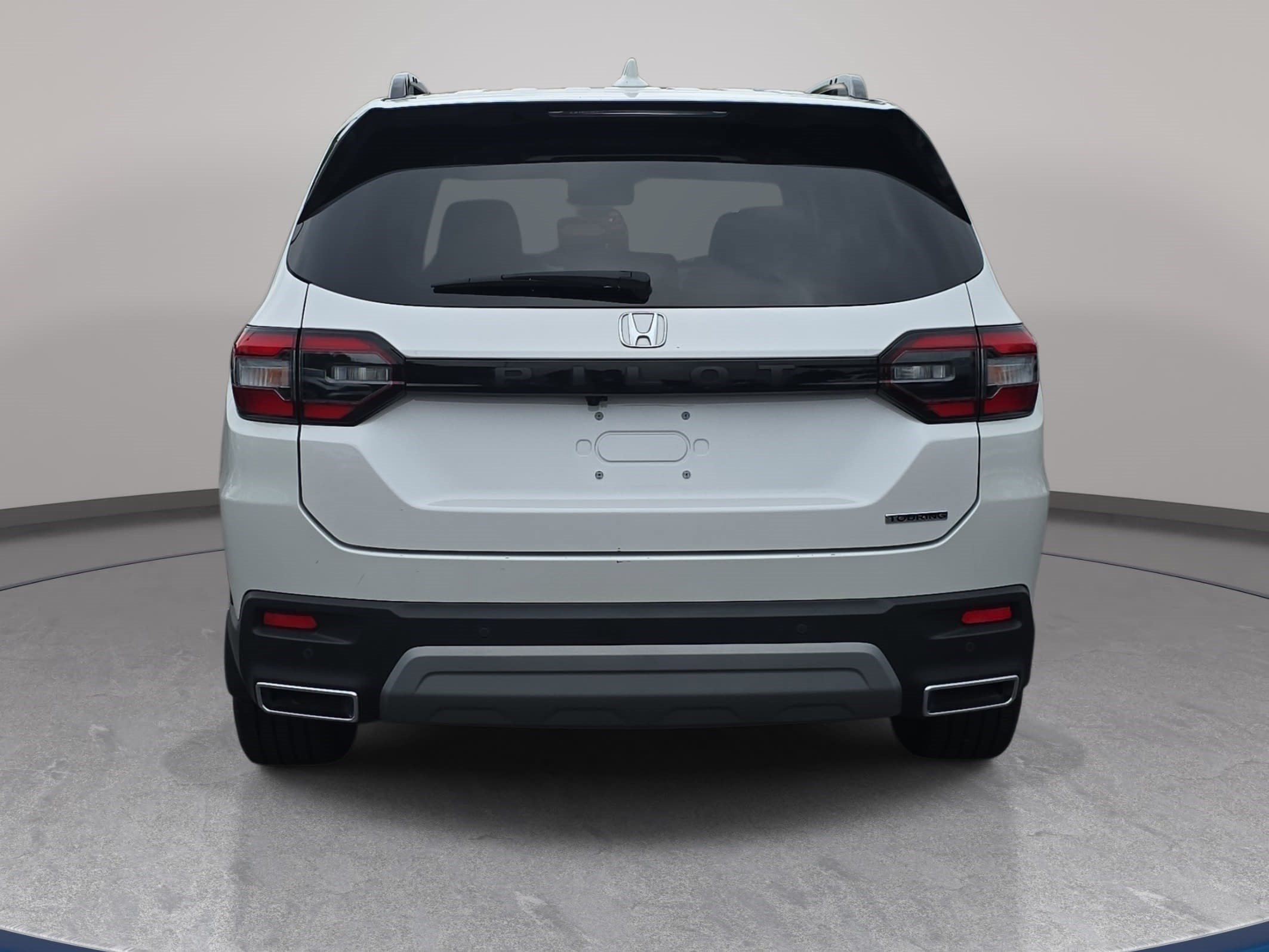 Certified 2024 Honda Pilot Touring image 6