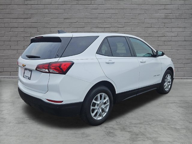 Used 2024 Chevrolet Equinox LS w/ LS Convenience Package FWD image 6