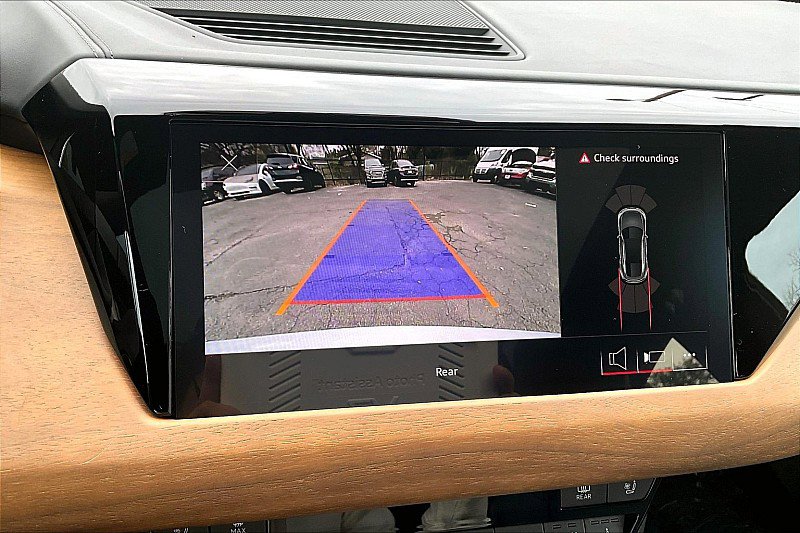 Used 2024 Audi e-tron GT Premium Plus image 22