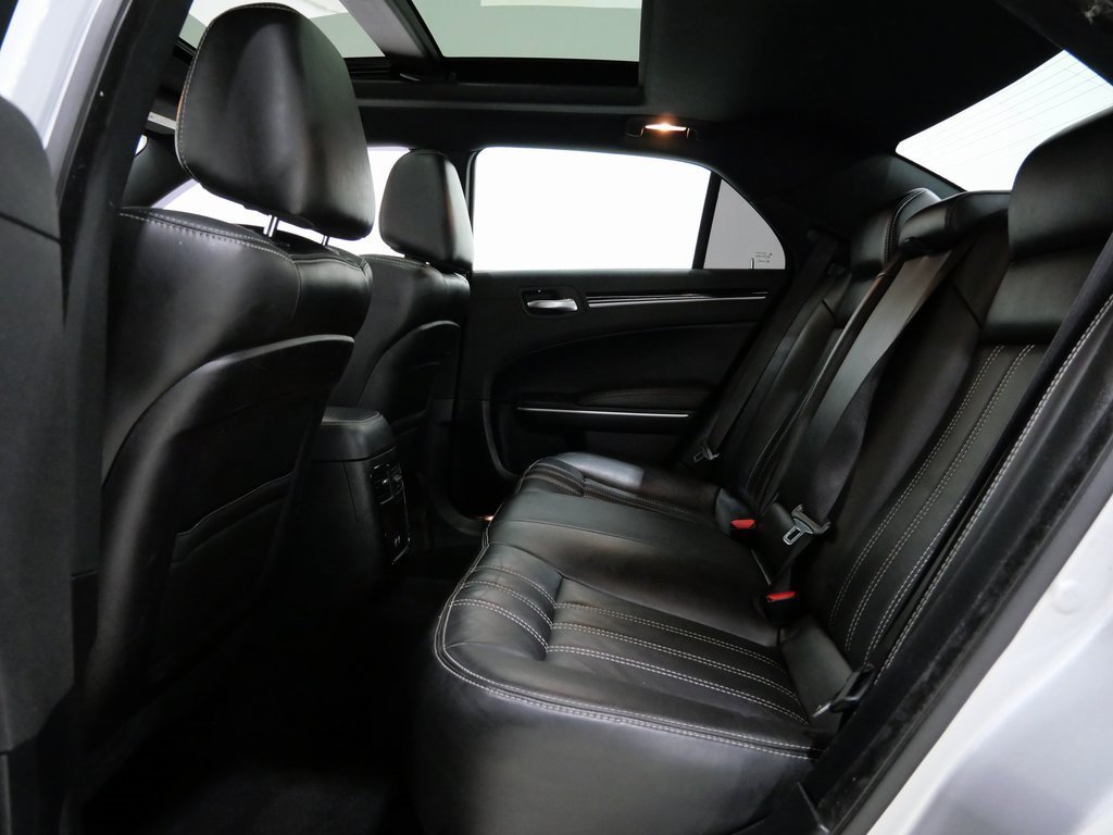 Used 2020 Chrysler 300 S image 24