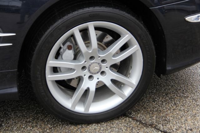 Used 2008 Mercedes-Benz SL 550 image 12