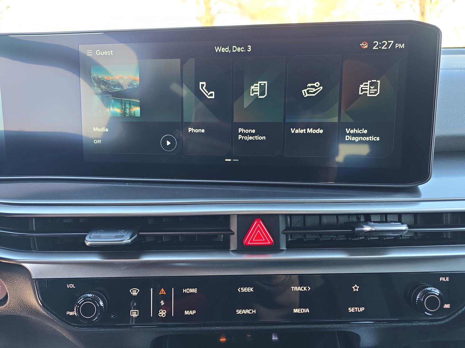New 2026 Kia Sorento LX FWD image 24