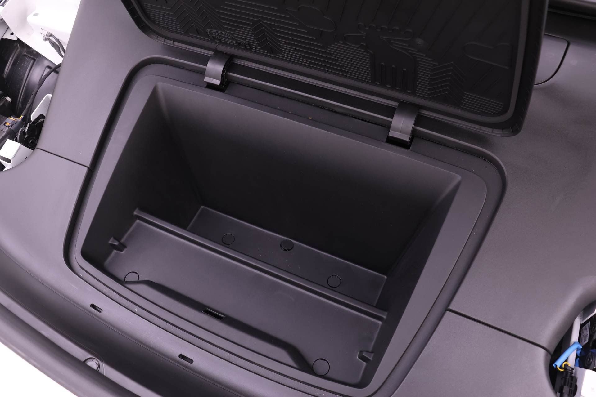 Certified 2025 Volvo EX30 Plus image 25