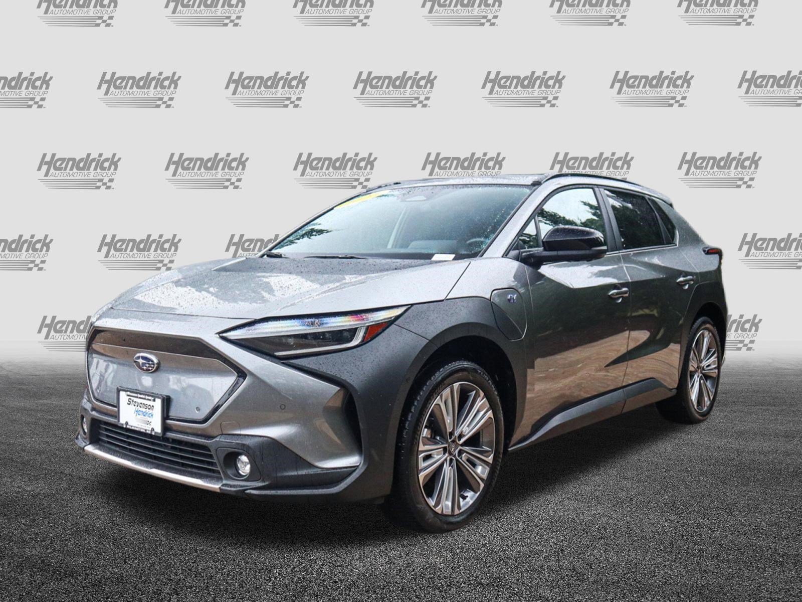 Used 2023 Subaru Solterra Limited image 5