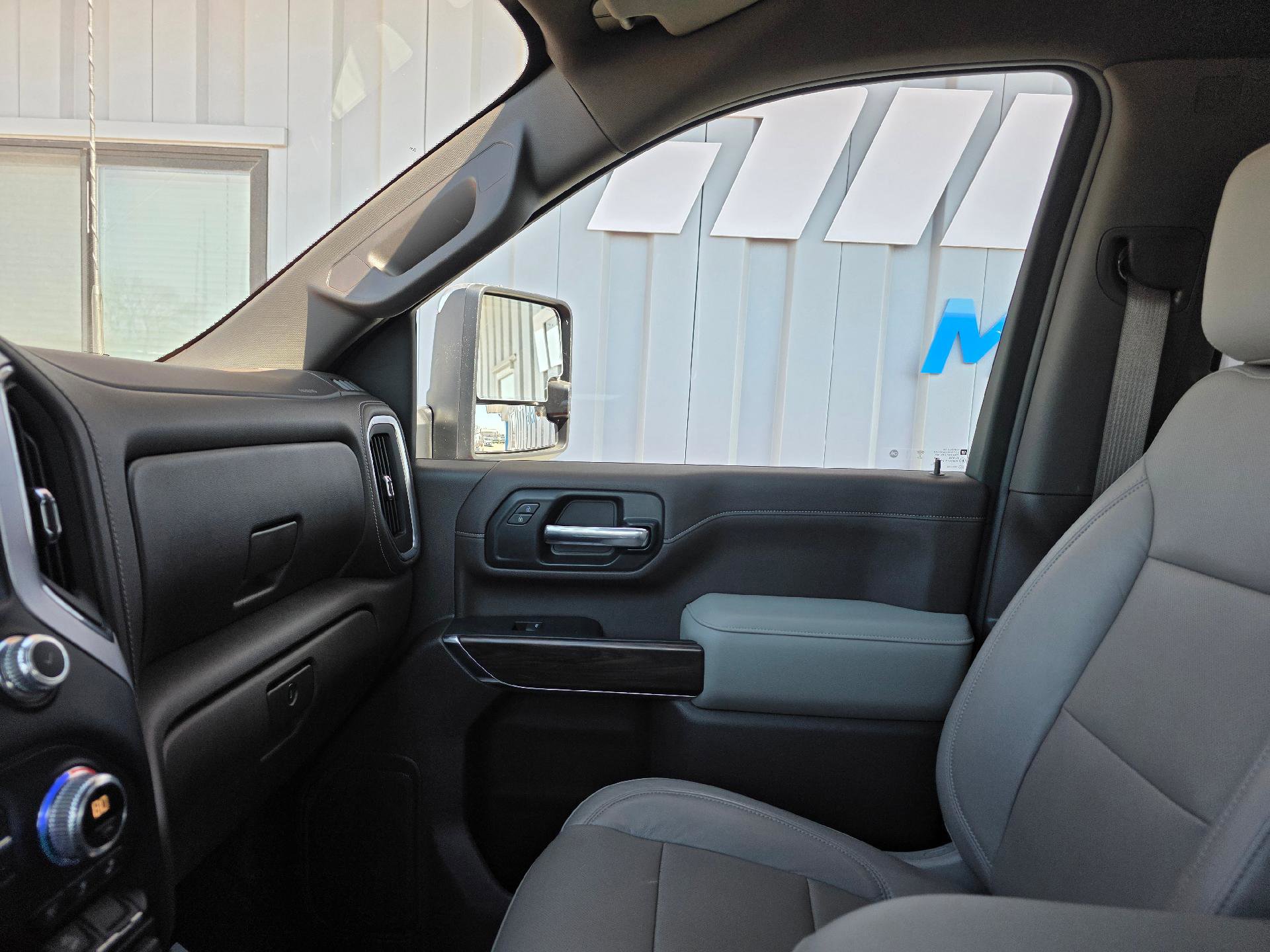 Used 2020 GMC Sierra 2500 SLT w/ SLT Convenience Package AWD/4WD image 22