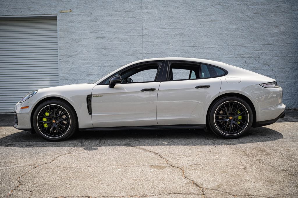 Used 2023 Porsche Panamera 4 Platinum Edition AWD/4WD image 10