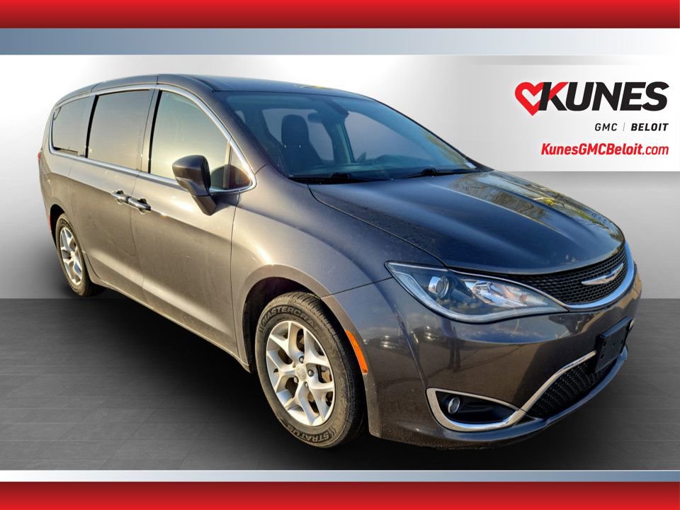 Used 2018 Chrysler Pacifica Touring Plus w/ Tire & Wheel Group