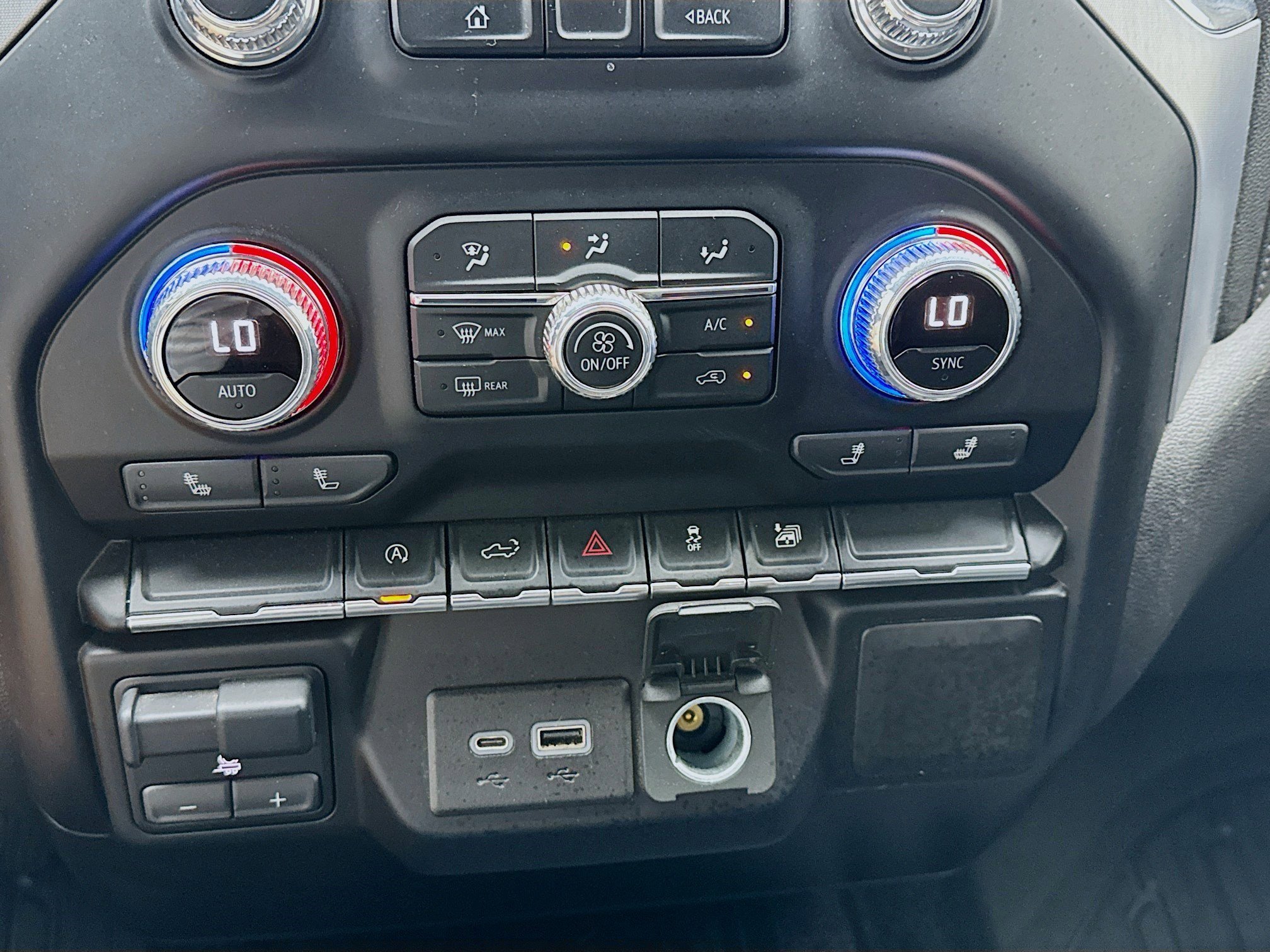 Used 2021 GMC Sierra 1500 Elevation image 12