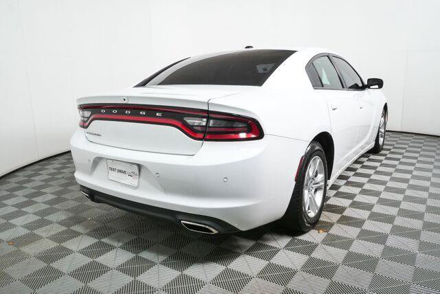 Used 2021 Dodge Charger SXT w/ Leather Interior Group RWD image 3