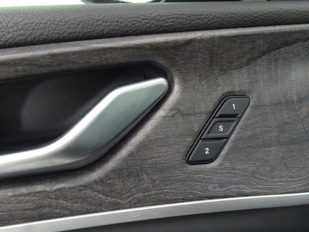 Used 2024 Jeep Grand Cherokee Limited 4xe image 20