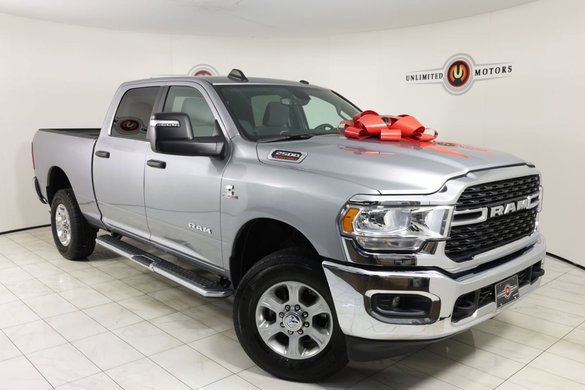 Used 2024 RAM 2500 Big Horn AWD/4WD image 1