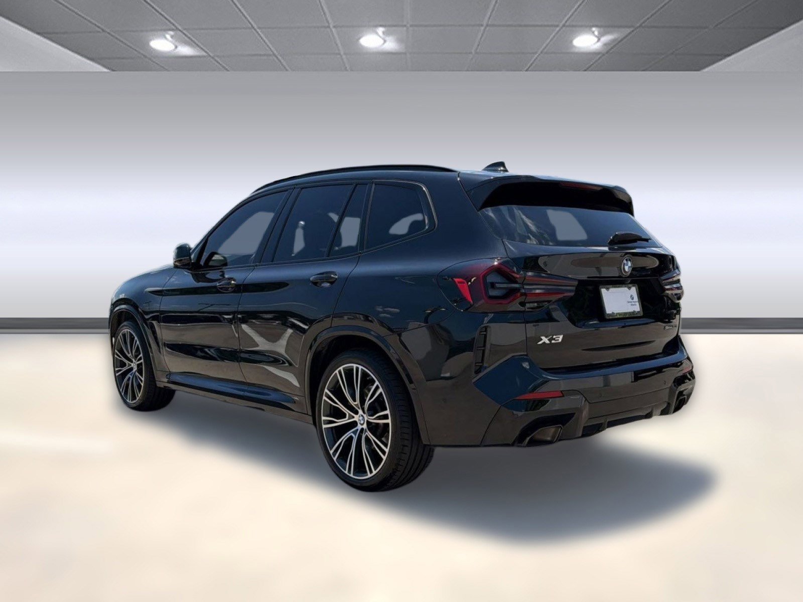 Certified 2024 BMW X3 sDrive30i w/ Premium Package RWD image 3