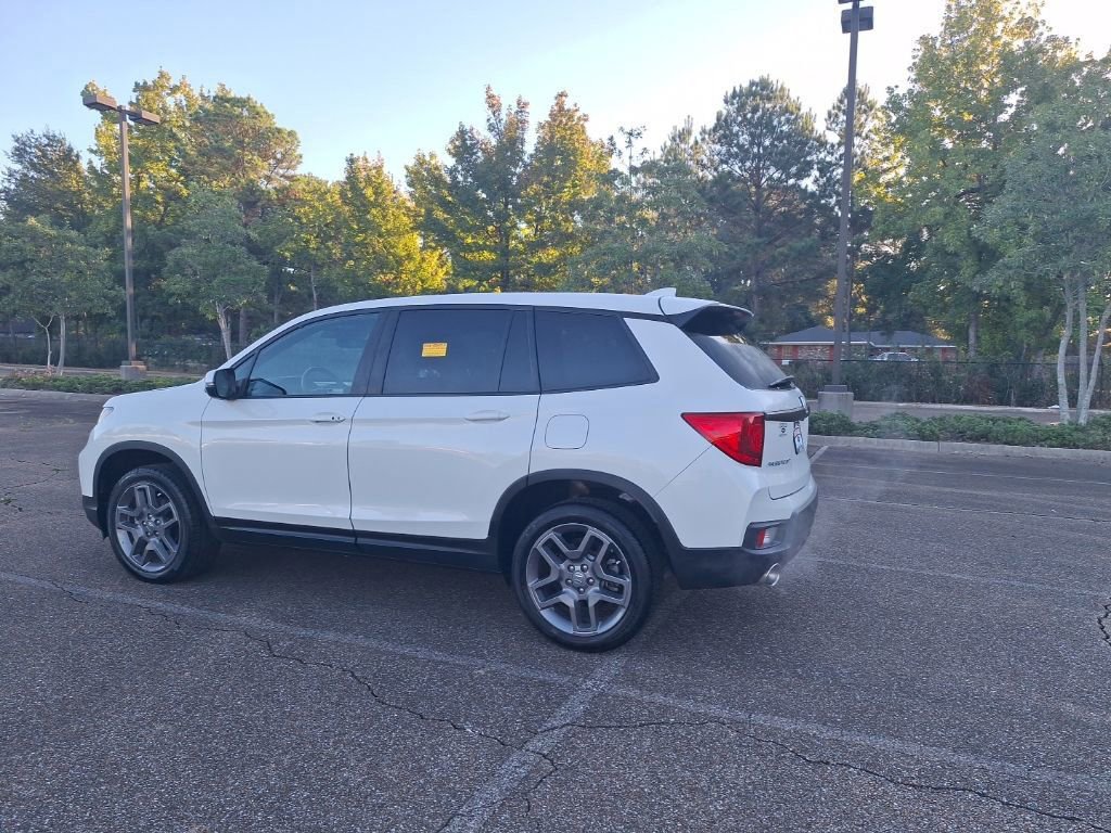 Used 2023 Honda Passport EX-L image 21