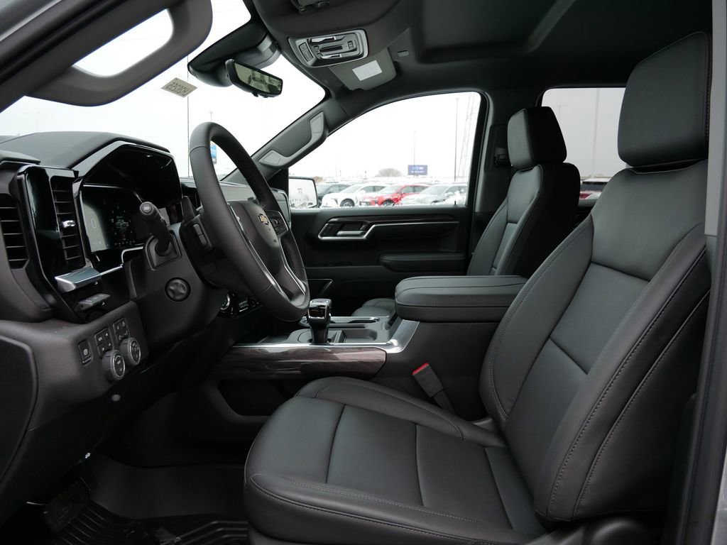 New 2026 Chevrolet Silverado 1500 LTZ image 12