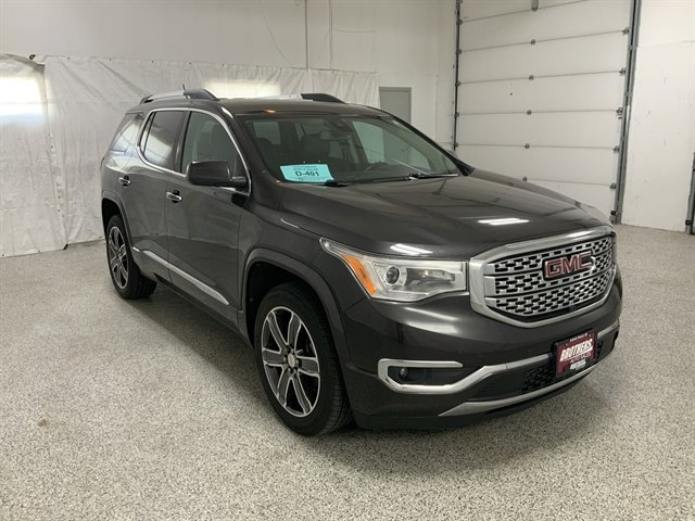 Used 2018 GMC Acadia Denali w/ Technology Package image 3