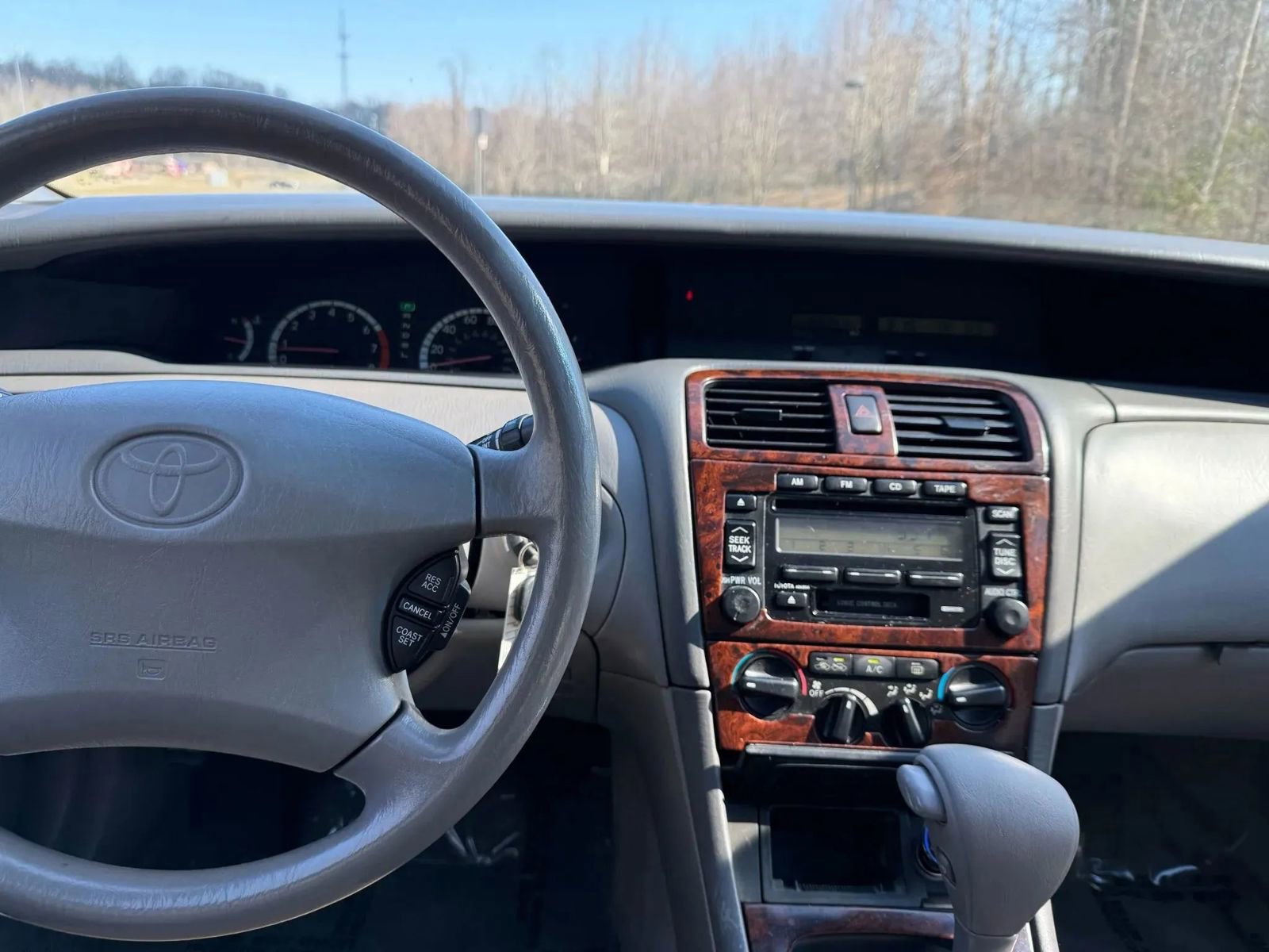Used 2001 Toyota Avalon XL FWD image 28