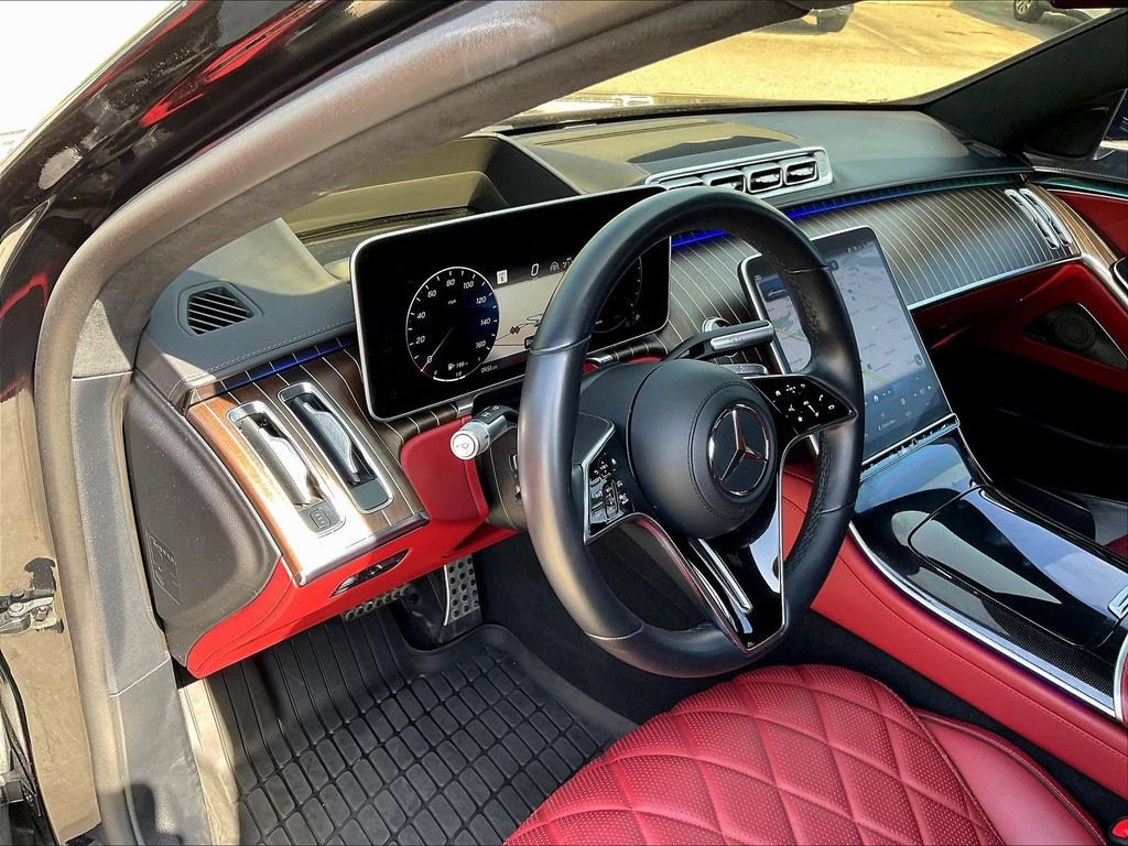 Used 2023 Mercedes-Benz S 580 4MATIC Sedan image 4