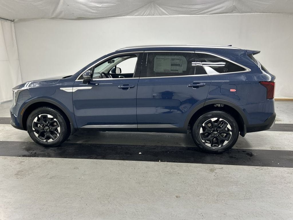 New 2026 Kia Sorento S AWD/4WD image 5