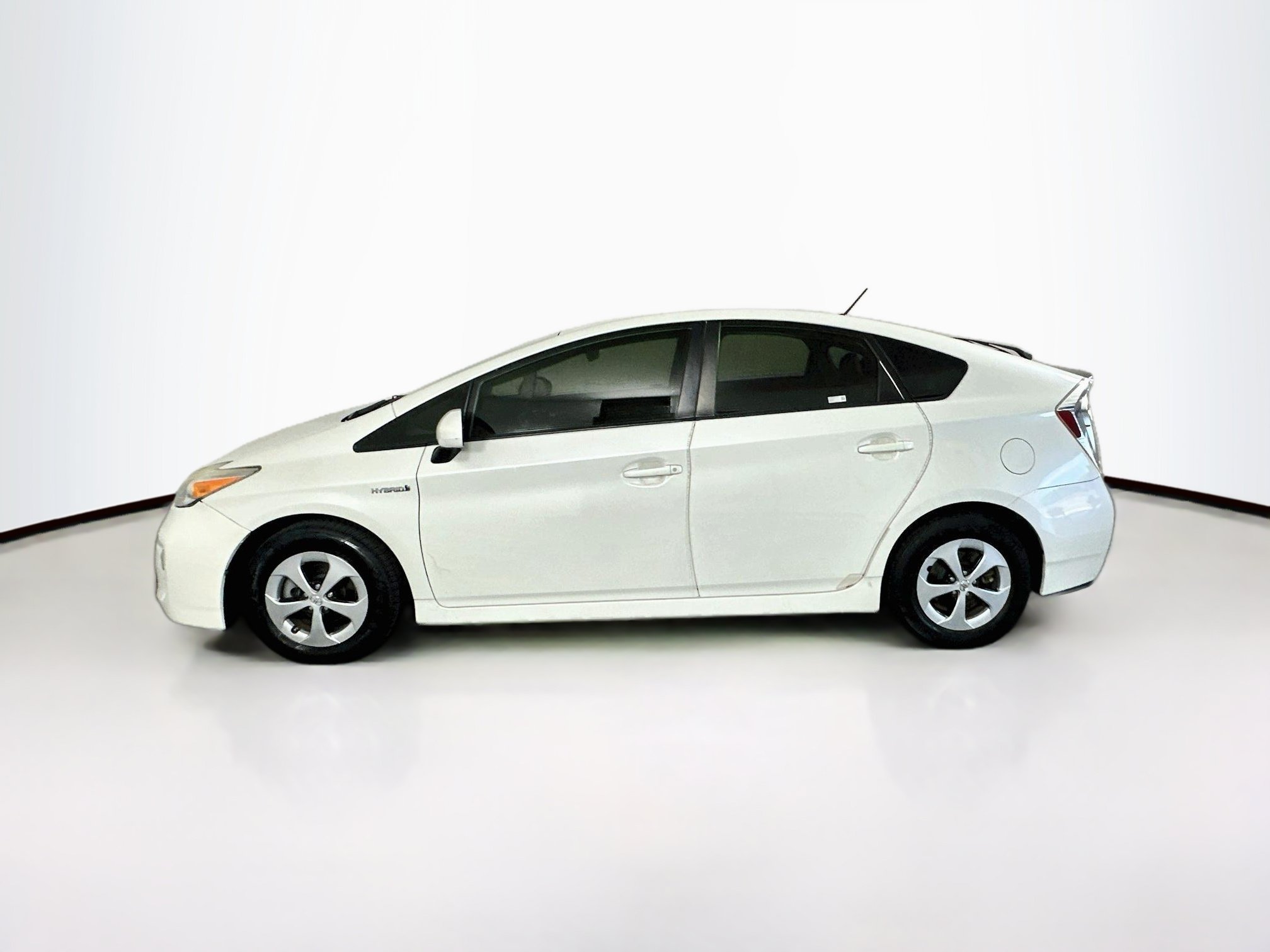 Used 2015 Toyota Prius Two FWD image 4