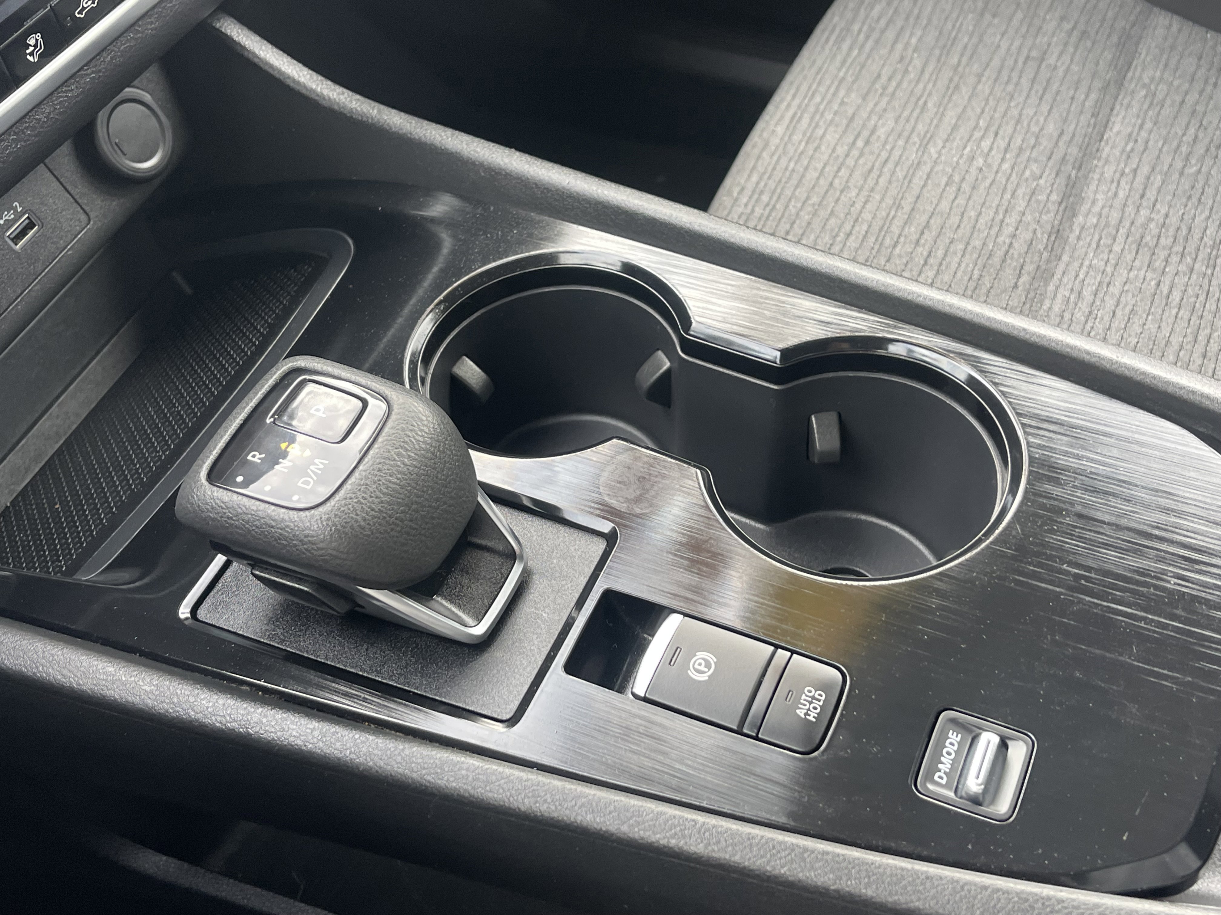 Used 2023 Nissan Rogue SV image 34