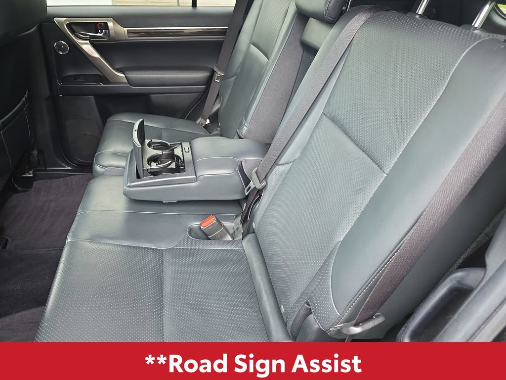 Used 2021 Lexus GX 460 Luxury w/ Accessory Package AWD/4WD image 16