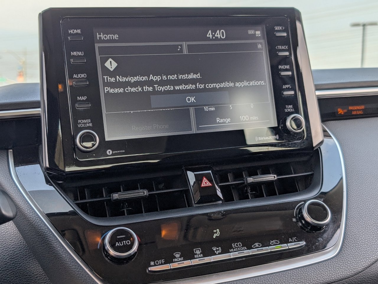 Used 2022 Toyota Corolla LE FWD image 17