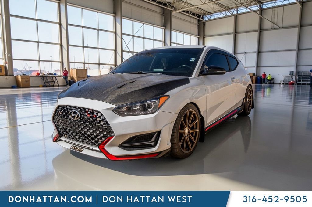Used 2020 Hyundai Veloster N image 23