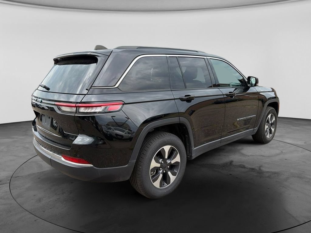 Used 2024 Jeep Grand Cherokee Limited 4xe AWD/4WD image 7