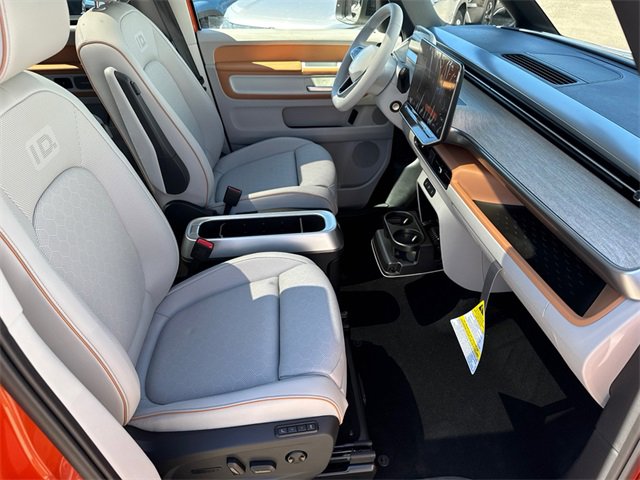 New 2025 Volkswagen ID. Buzz Pro S Plus image 23