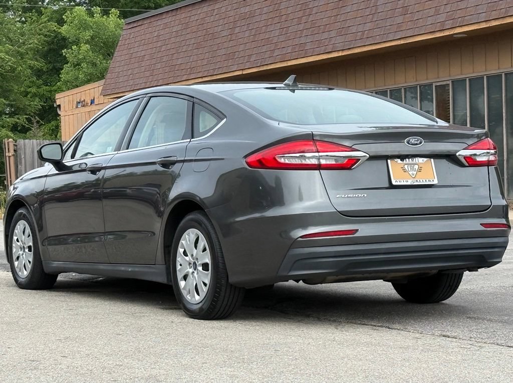 Used 2020 Ford Fusion S FWD image 3