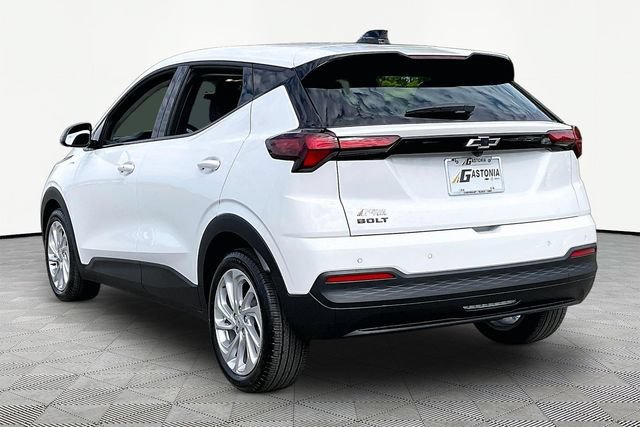New 2027 Chevrolet Bolt LT w/ Comfort Package FWD image 4