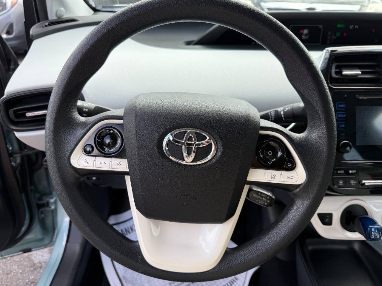Used 2017 Toyota Prius One FWD image 17