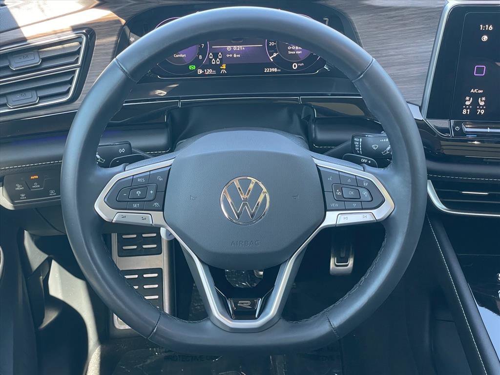 Used 2024 Volkswagen Atlas SEL Premium R-Line image 12