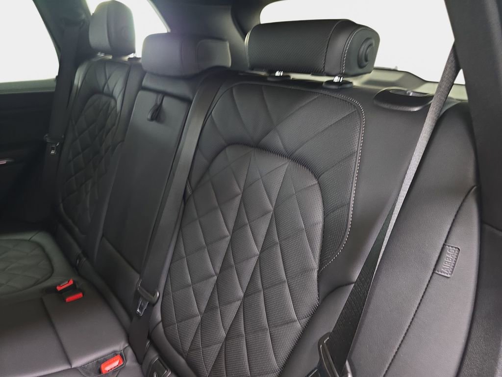 Used 2024 BMW X5 sDrive40i w/ M Sport Package image 14