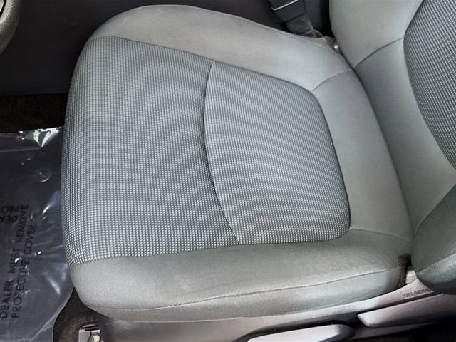 Used 2021 Toyota RAV4 LE image 18