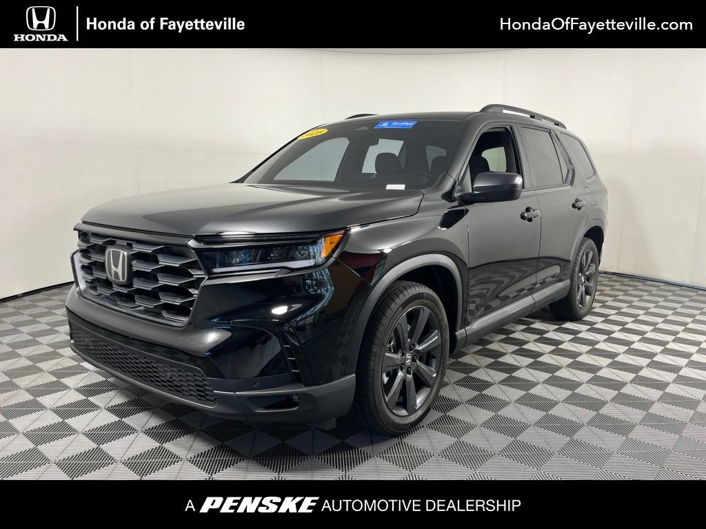 Certified 2025 Honda Pilot Sport image 1