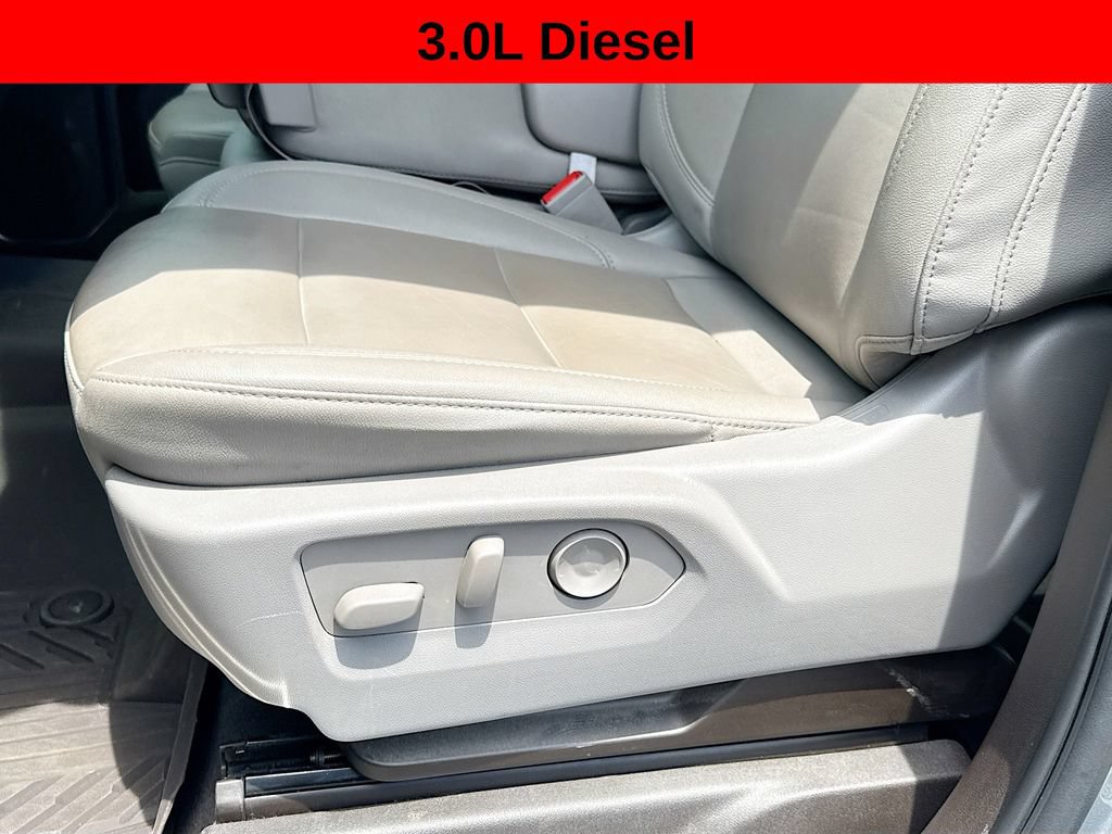 Used 2024 Chevrolet Silverado 1500 LT AWD/4WD image 19