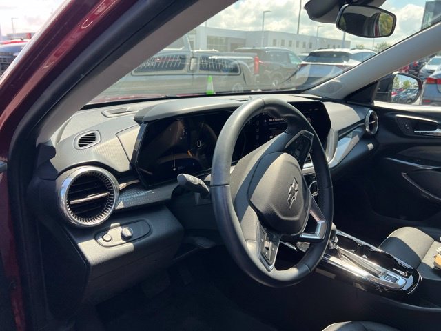 Used 2024 Chevrolet Trax ACTIV w/ Driver Confidence Package FWD image 9