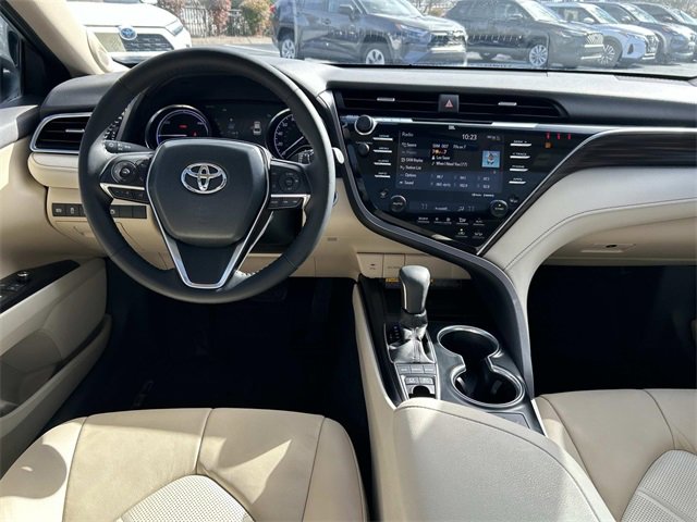 Used 2018 Toyota Camry XLE image 15