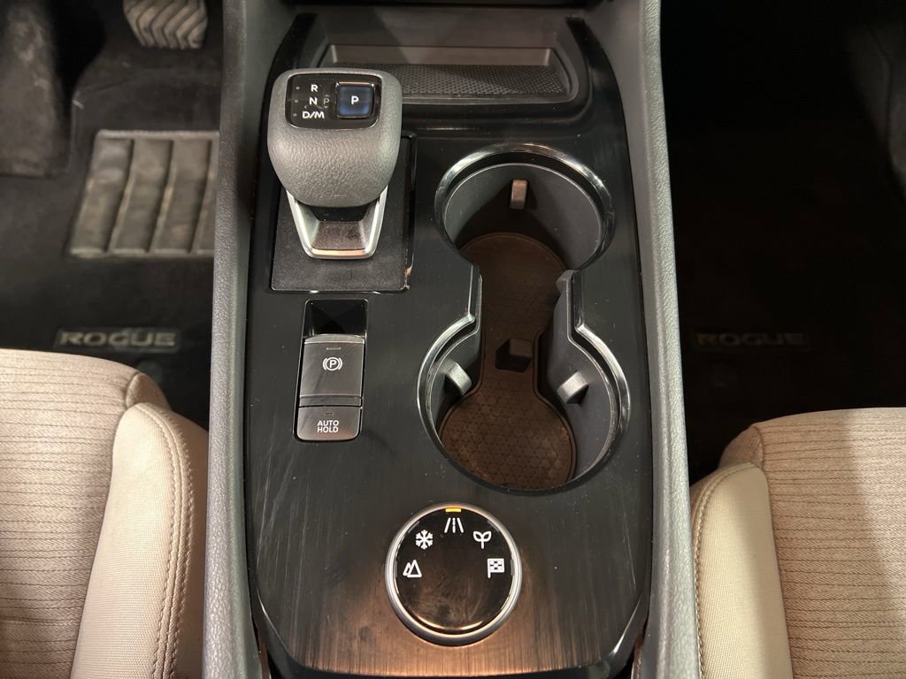 Used 2021 Nissan Rogue SV AWD/4WD image 17